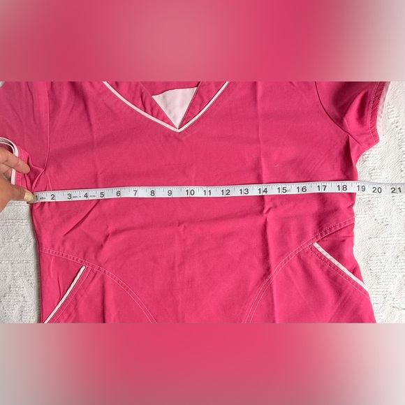 Pink Women's scrub set - Picture 3 of 8